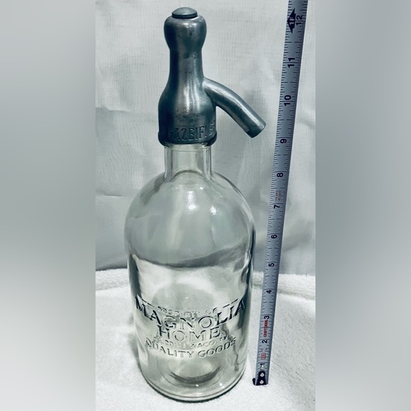 Magnolia home by Joanna Gaines decorative bottle - Picture 4 of 5